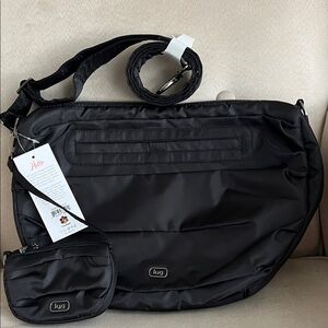 NWT Lug Scuffle Pleated Crossbody Bag in Black